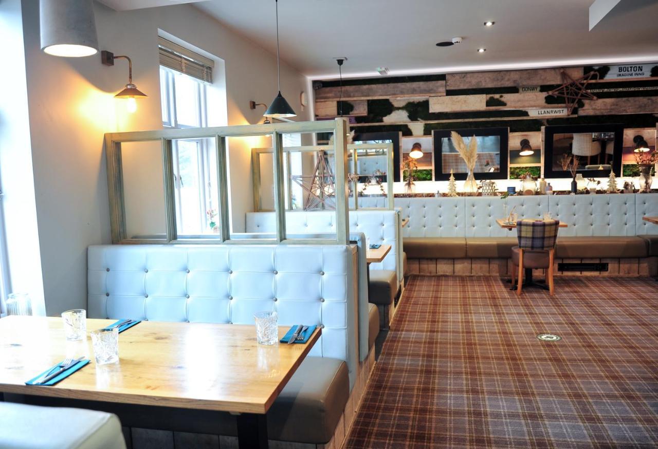 The Tal-Y-Cafn Hotel Conwy Bagian luar foto
